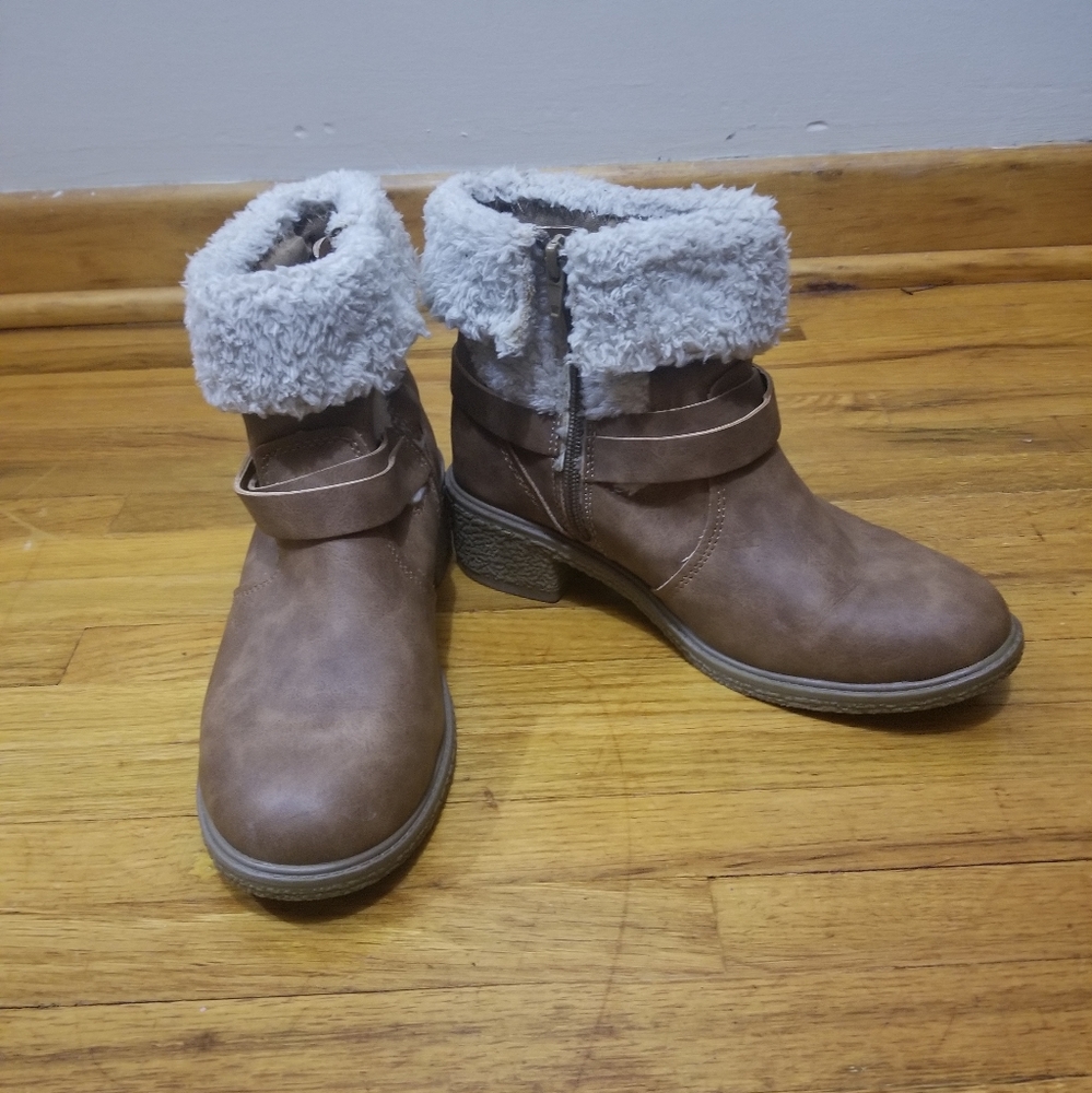 Steve Madden Brown Faux Fur Buckle Zip Round Toe Leather Flocking Boots Size 5
